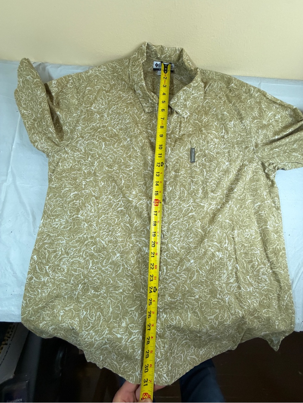 Columbia Men’s Khaki Short-Sleeve Button-Down with White Leaf Print - Picture 7 of 9